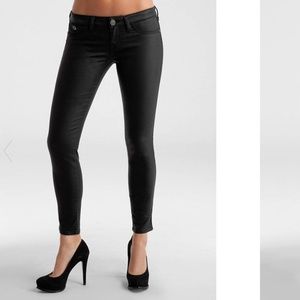 NEW - Guess silicone rinse wash capris